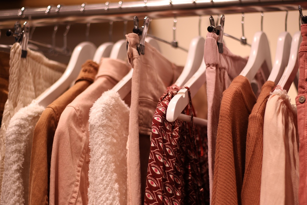 vetement-rose-tendance-grossiste-femme-lyon-pas-cher